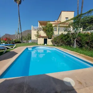 Udilla Villa Arona (Tenerife)